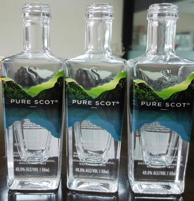 購入 報酬は独特なアルコール飲料のびんを曇らした online manufacture